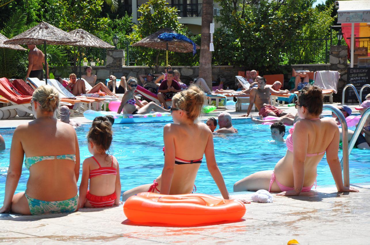 Club Turquoise Apart Marmaris Exterior photo