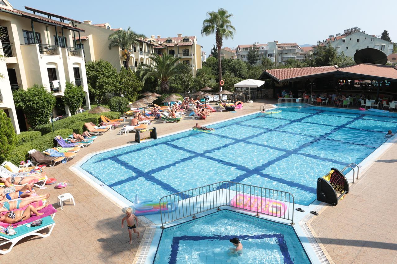 Club Turquoise Apart Marmaris Exterior photo